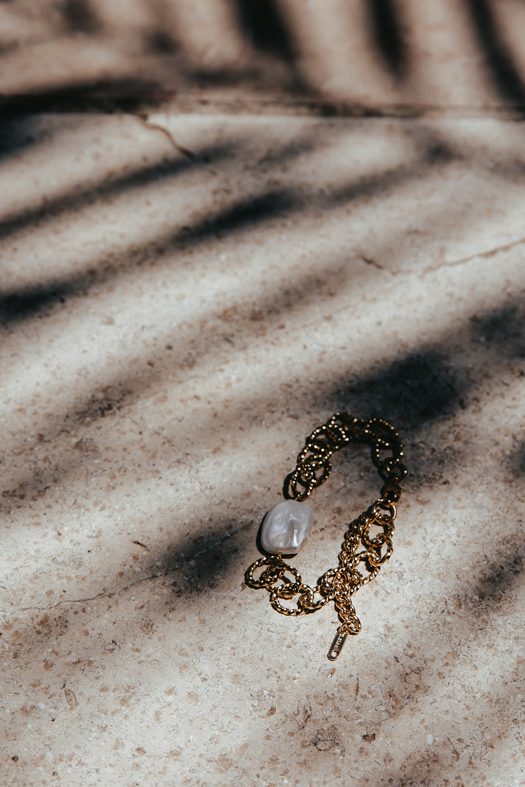 Bracelet avec une perle